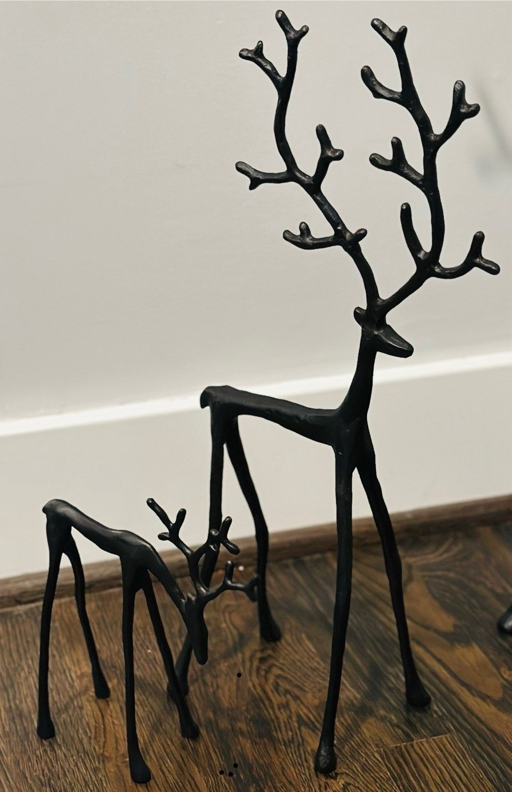 🎅Vánoční bestseller 🦌 Figurka černého soba, vánoční dekorace
