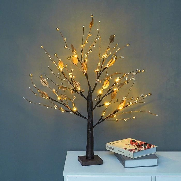 Vánoční LED lampa na strom s bobulemi