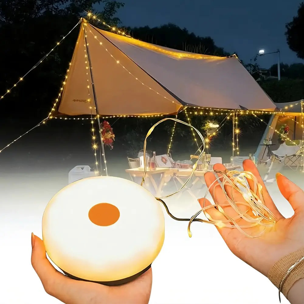 Camp Lamp™💡 10 metrů dlouhá výsuvná světelný řetězec 🔋 8hodinová výdrž baterie 🌈 Více barevných nastavení ⚙️ Nastavení během několika sekund