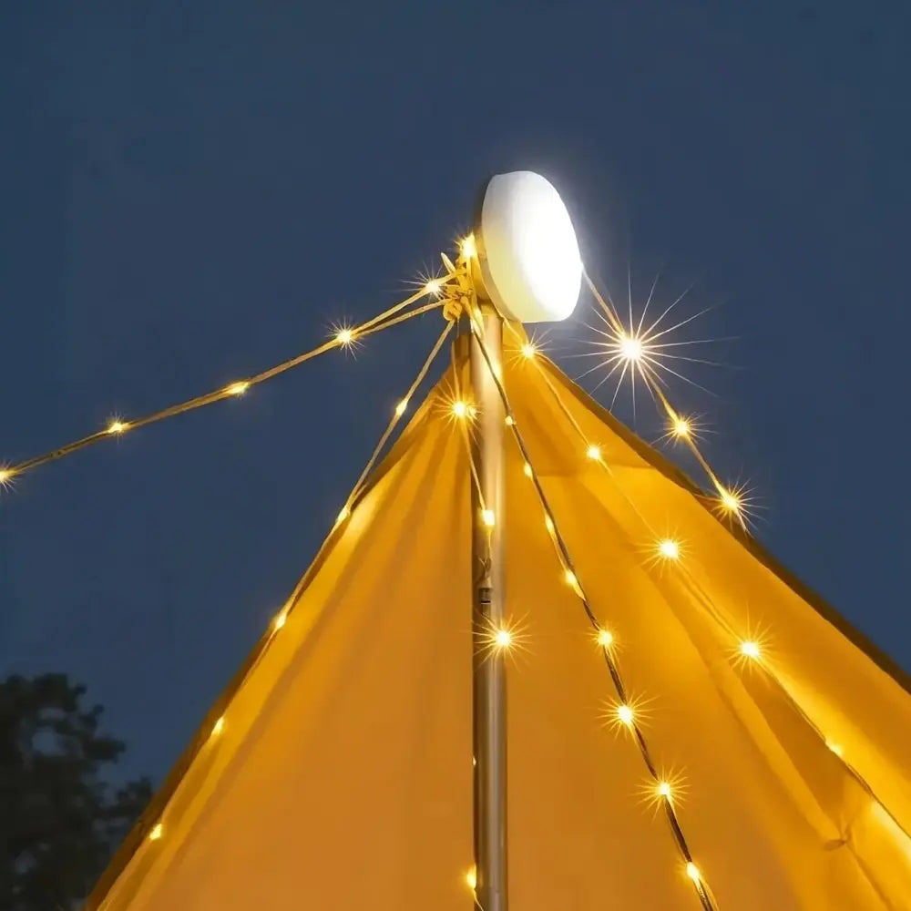 Camp Lamp™💡 10 metrů dlouhá výsuvná světelný řetězec 🔋 8hodinová výdrž baterie 🌈 Více barevných nastavení ⚙️ Nastavení během několika sekund
