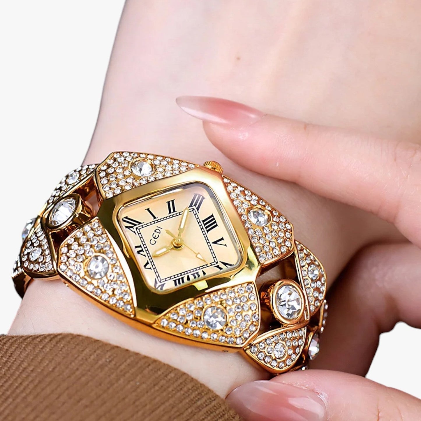 Callie | Dámské hodinky Elegance 2025 s lehkým diamantovým pouzdrem a voděodolným designem
