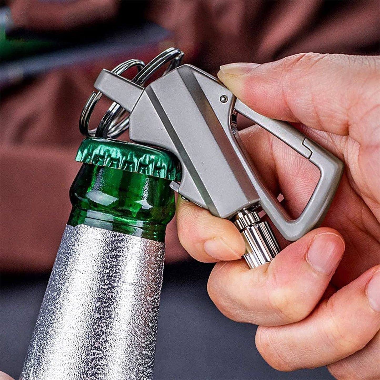🔥Multifunkční, opakovaně použitelný přívěsek na klíče s otvírákem na lahve🔥Váš nástroj pro každodenní produktivitu