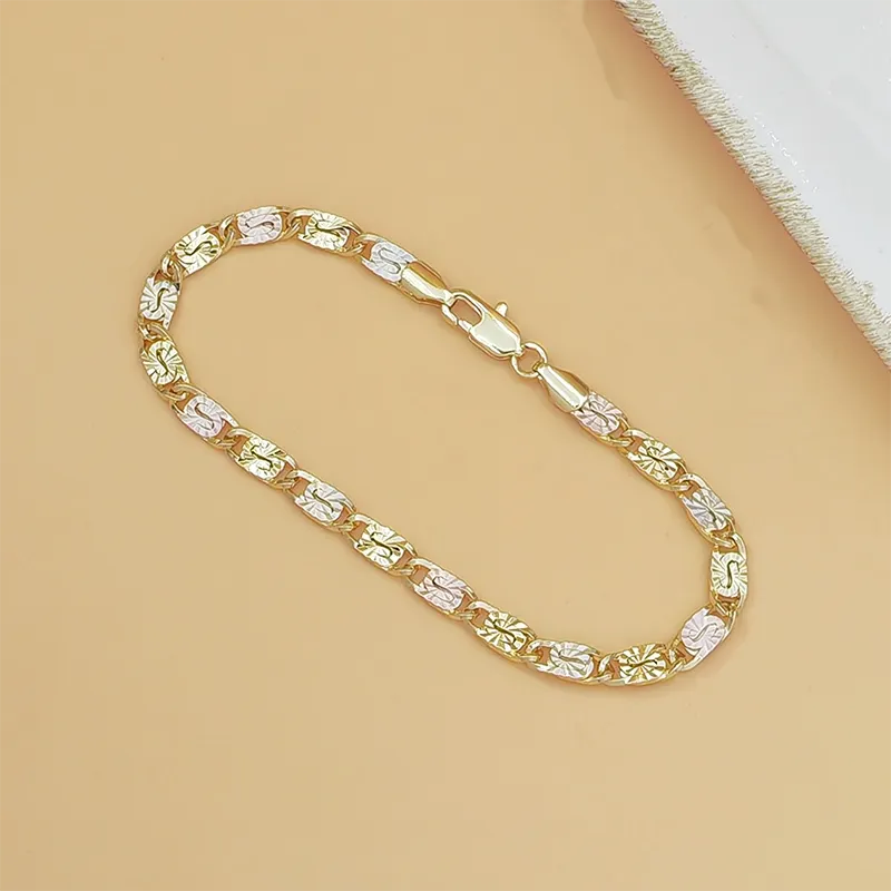 💎 NYNÍ 50% SLEVA! 👑 Unisex náramek s trikolórovými články - zlatý/růžový/stříbrný, fazetovaný střih a zapínání na chobotnici - klasické články, moderní lesk 💛