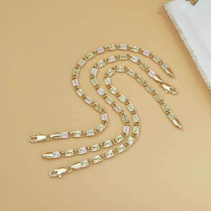 💎 NYNÍ 50% SLEVA! 👑 Unisex náramek s trikolórovými články - zlatý/růžový/stříbrný, fazetovaný střih a zapínání na chobotnici - klasické články, moderní lesk 💛