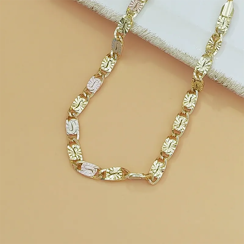 💎 NYNÍ 50% SLEVA! 👑 Unisex náramek s trikolórovými články - zlatý/růžový/stříbrný, fazetovaný střih a zapínání na chobotnici - klasické články, moderní lesk 💛
