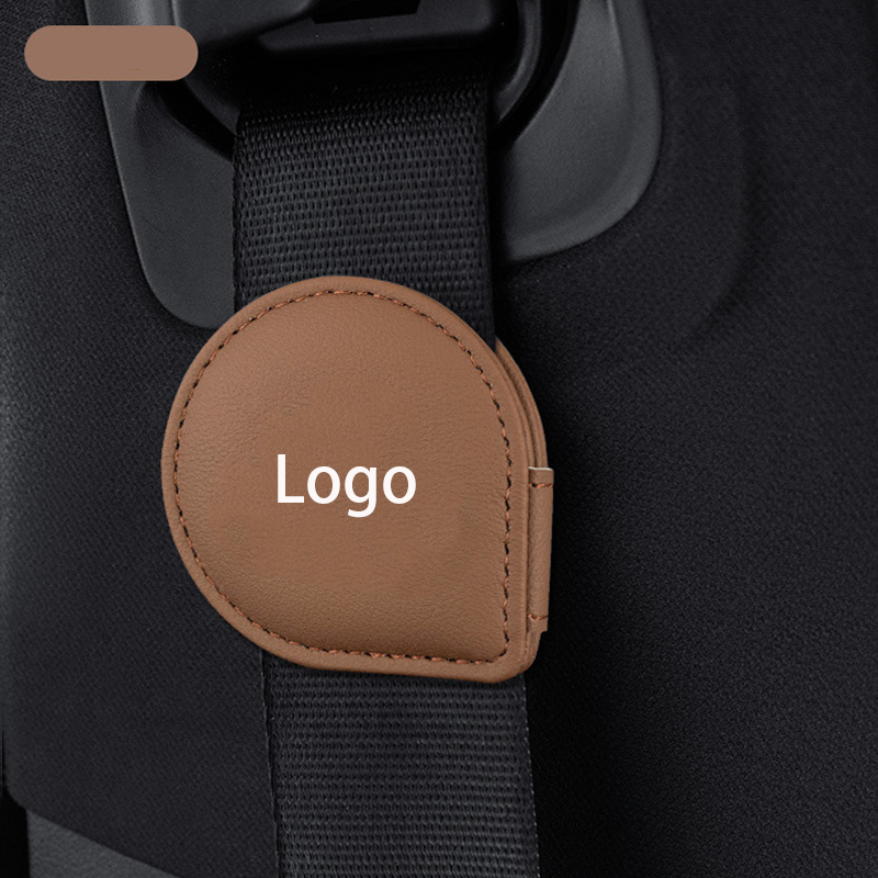 Nastavovač bezpečnostního pásu LuxeHold – prémiová hovězí kůže a personalizace loga