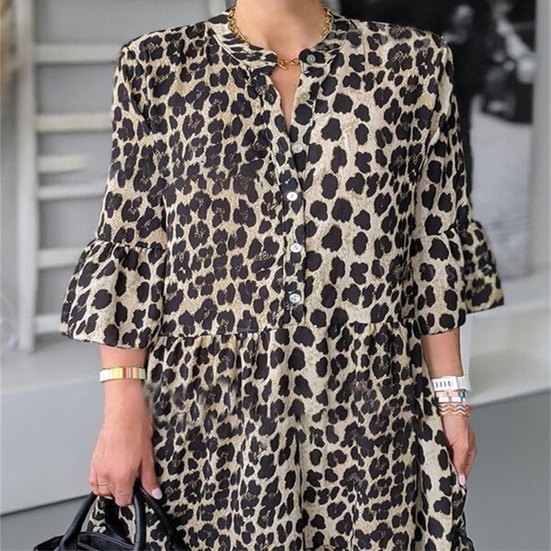 Šaty na knoflíky s leopardím vzorem pro volný čas