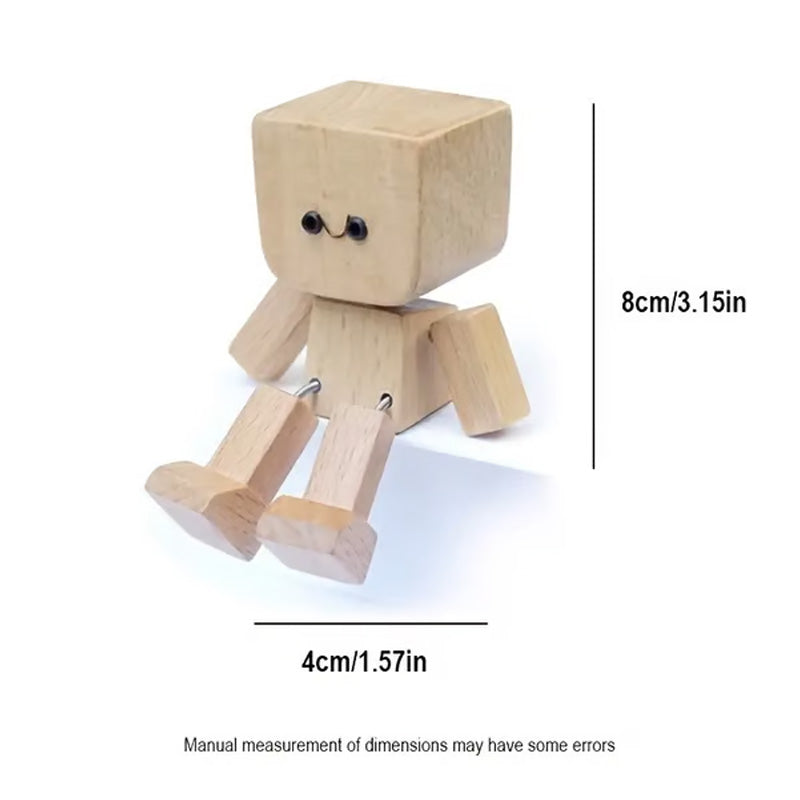 Rozkošná malá dřevěná figurka, která se pohybuje pomocí 12 různých výrazů obličeje.